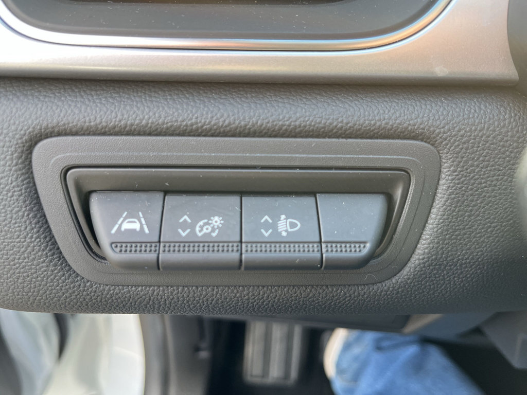 RENAULT Captur II Techno TCe 90 RF-Kamera