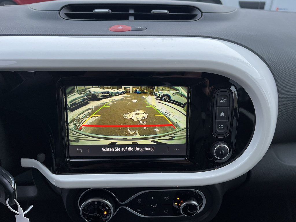 RENAULT Twingo E-Tech Techno RF-Kamera