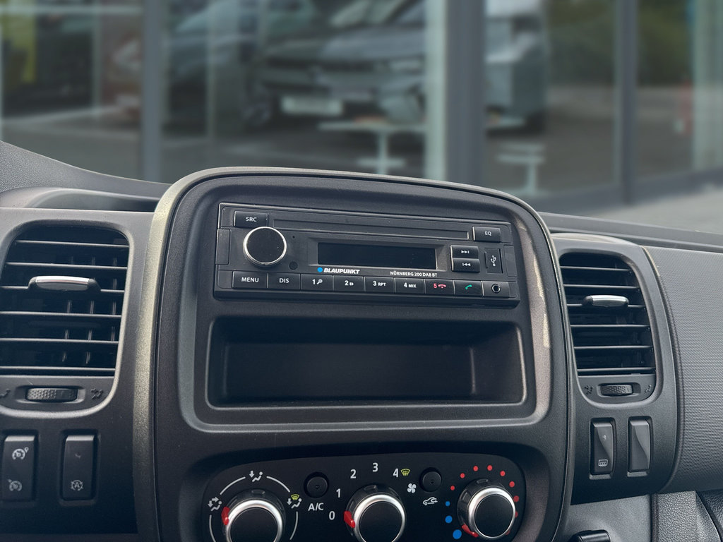 RENAULT Trafic Komfort L2H1 3,0t ENERGY dCi 120