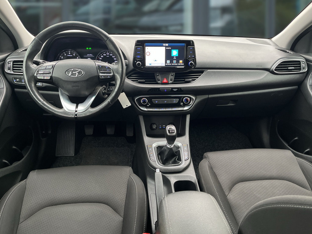 HYUNDAI i30 CW Trend 1,4 T-Gdi RF-Kamera, Carplay