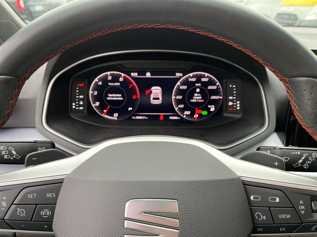 SEAT Ibiza 1.0 TSI FR 81 KW 7-Gang DSG Pano-Dach SEAT Ibiza 1.0 TSI FR 81 KW 7-Gang DSG Pano-Dach