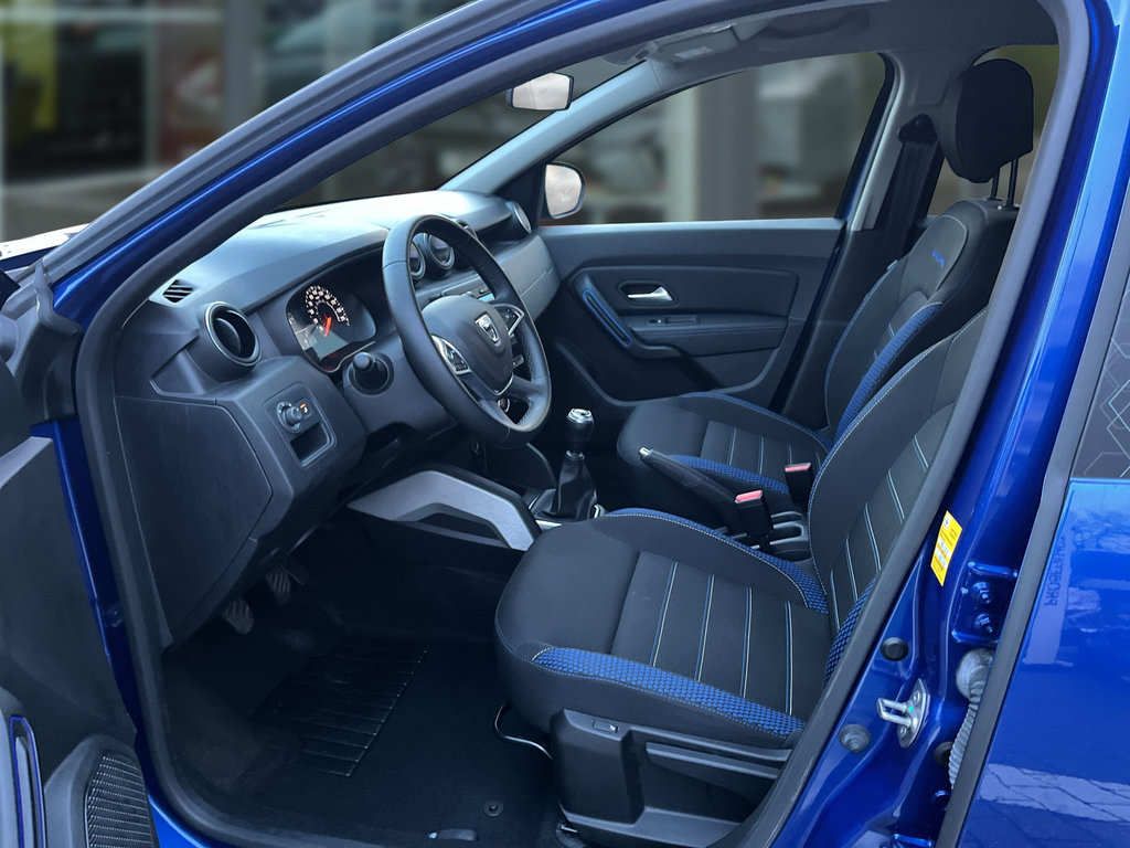 DACIA Duster Celebration TCe 130 RF-Kamera, GJ-Reifen