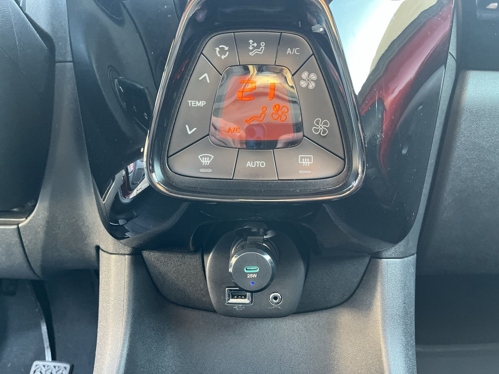 PEUGEOT 108 1.0 VTI TOP! Collection Faltschiebedach