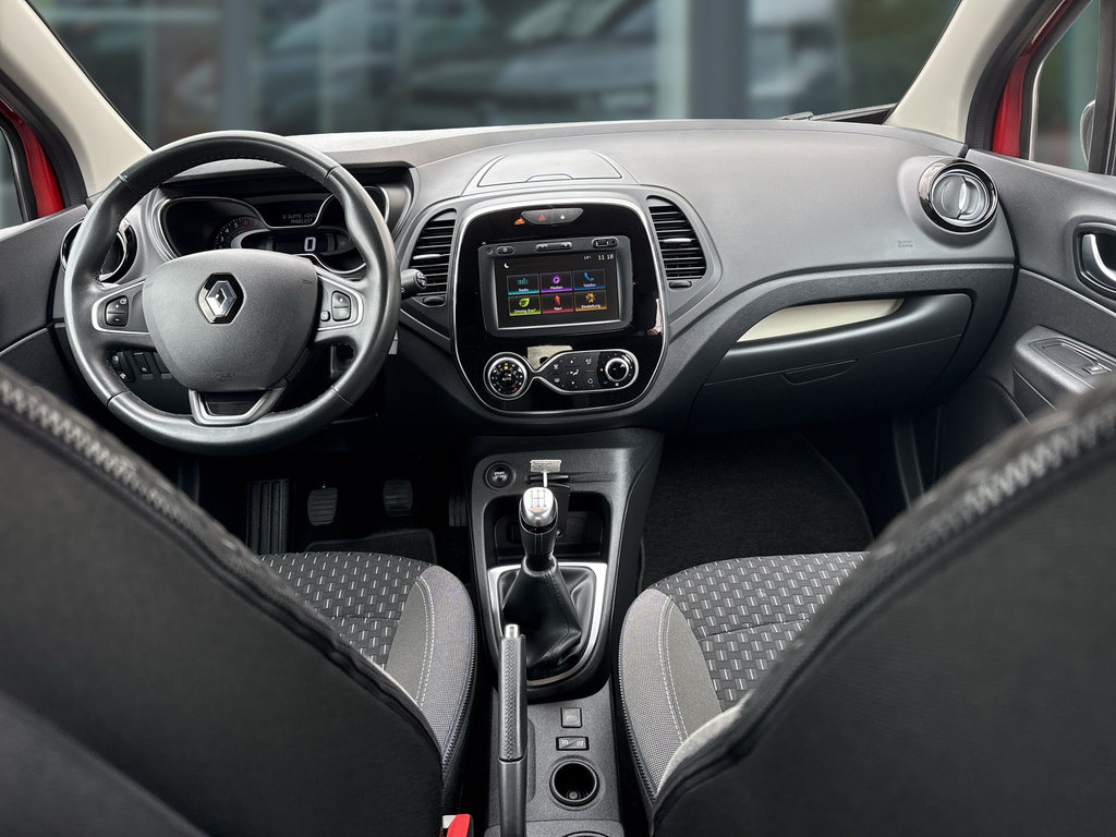 RENAULT Captur Intens TCe 90 RENAULT Captur Intens TCe 90