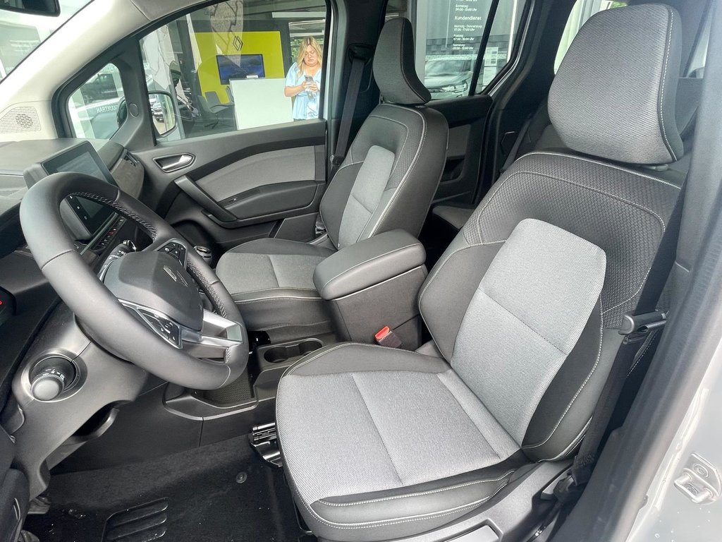 RENAULT Kangoo PKW TECHNO TCe 130