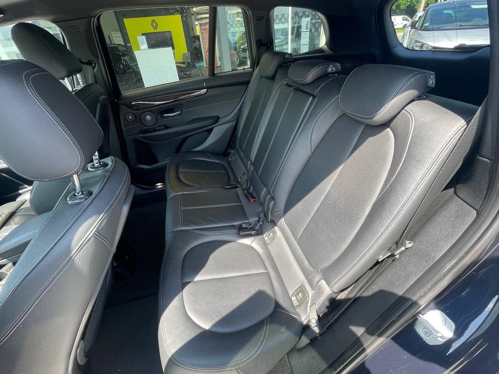 BMW 220 i Gran Tourer Luxury Line