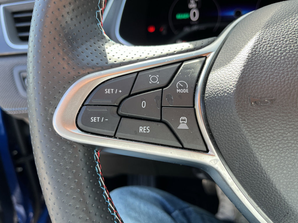 RENAULT Captur Hybrid 145 Esprit Alpine 360*,Harman-K. RENAULT Captur Hybrid 145 Esprit Alpine 360*,Harman-K.