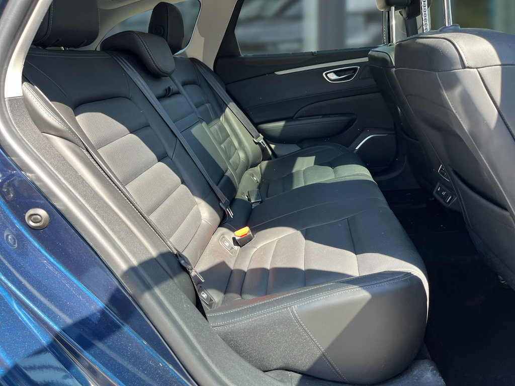 RENAULT Talisman Grandtour dCi 160 Ini-Paris Pano-Dach