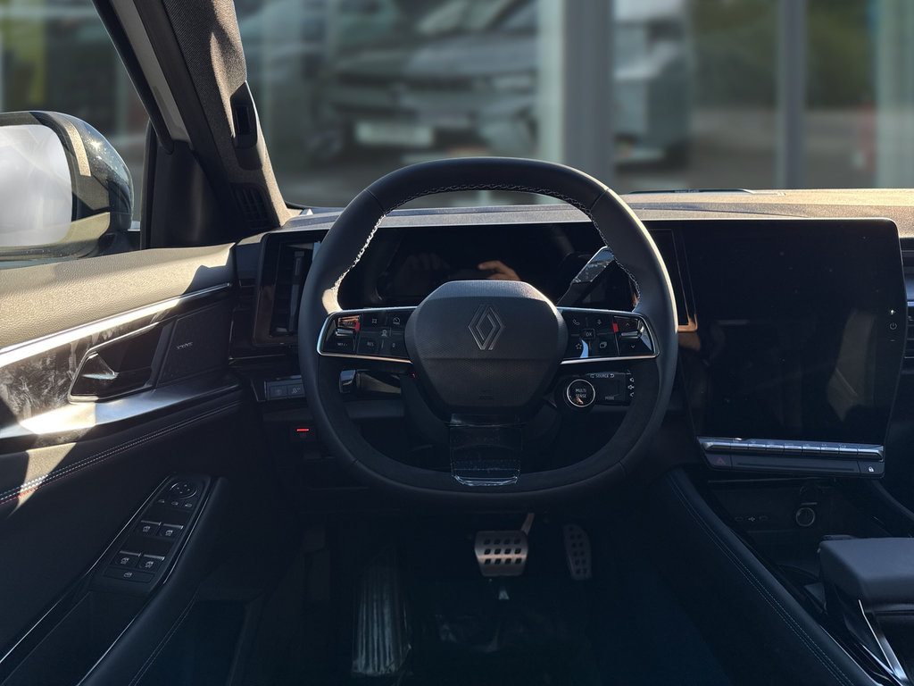 RENAULT Rafale Atelier Alpine E-Tech Plug-in Hybrid 300 