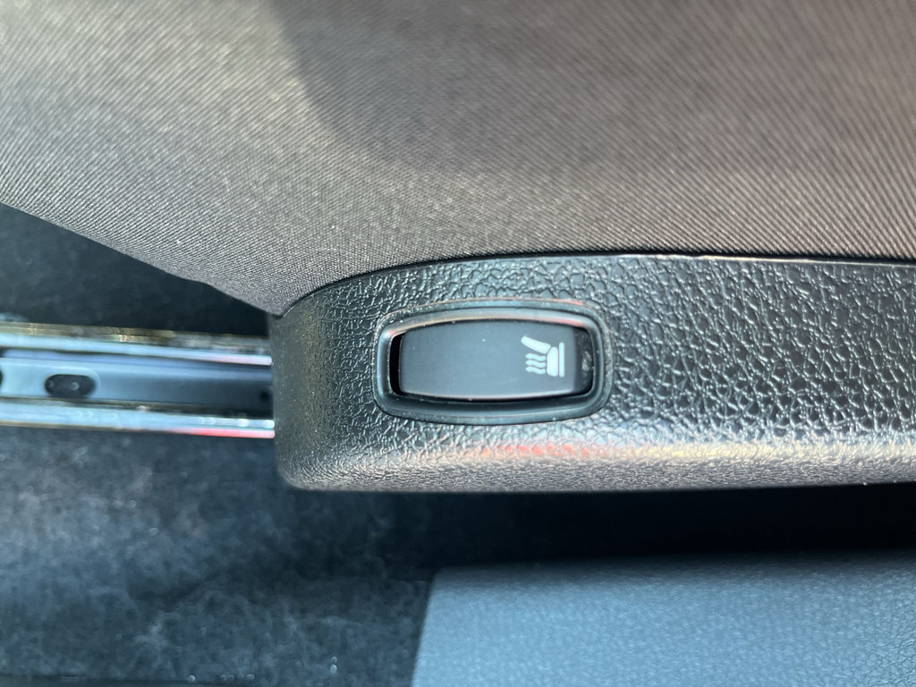 DACIA Dokker 1.3 TCe 130 Stepway Plus RF-Kamera, Navi