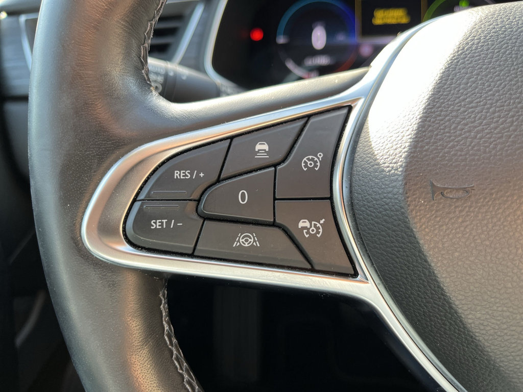 RENAULT Captur II 1.6 E-TECH Plug-in 160 Initiale Paris