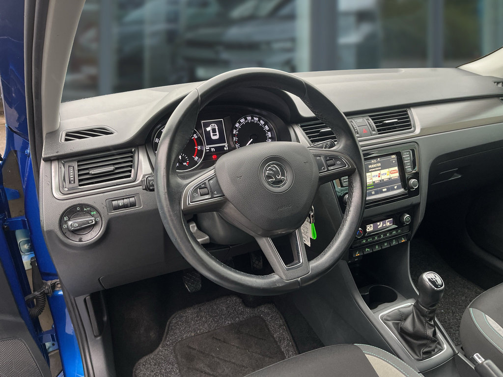 SKODA Rapid 1.2 TSI Spaceback "Joy " Smart-Link, Xenon