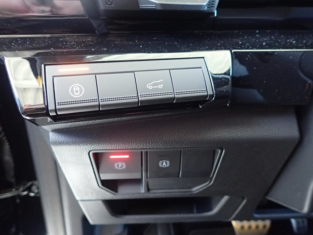 RENAULT Rafale Esprit Alpine E-Tech Full Hybrid 200