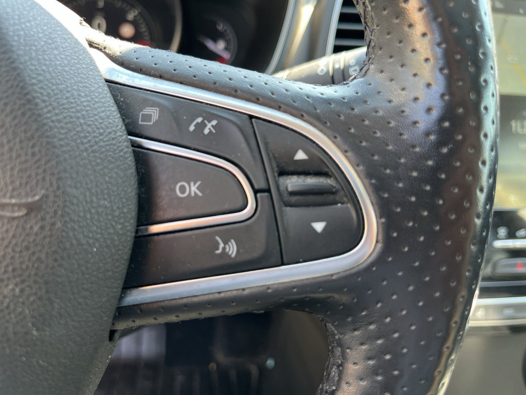 RENAULT Talisman Grandtour dCi 160 Ini-Paris Pano-Dach RENAULT Talisman Grandtour dCi 160 Ini-Paris Pano-Dach