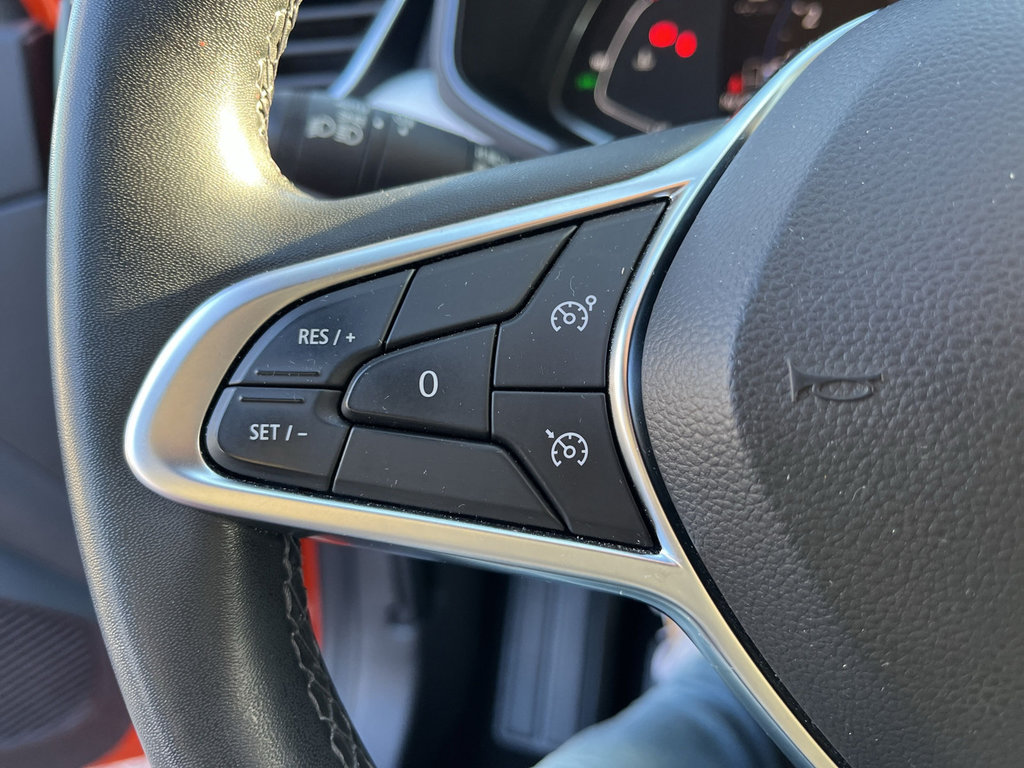 RENAULT Clio Techno TCe 90 RF-Kamera, LED