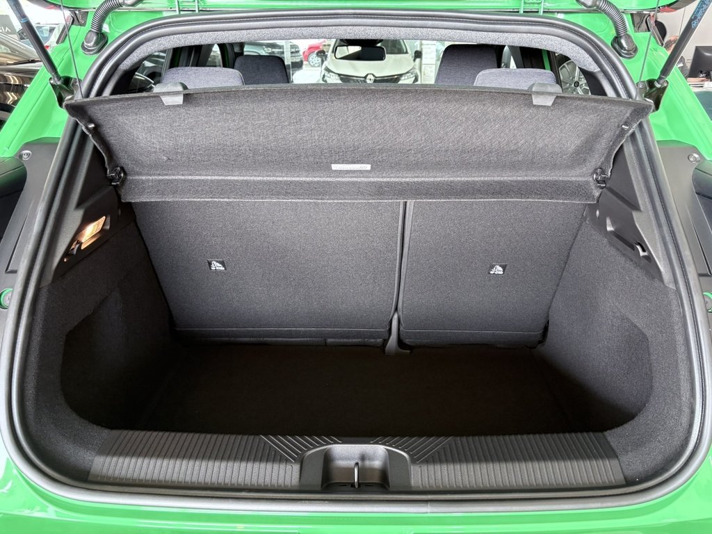 RENAULT R 5 E-Tech Techno 120 Urban Range RENAULT R 5 E-Tech Techno 120 Urban Range