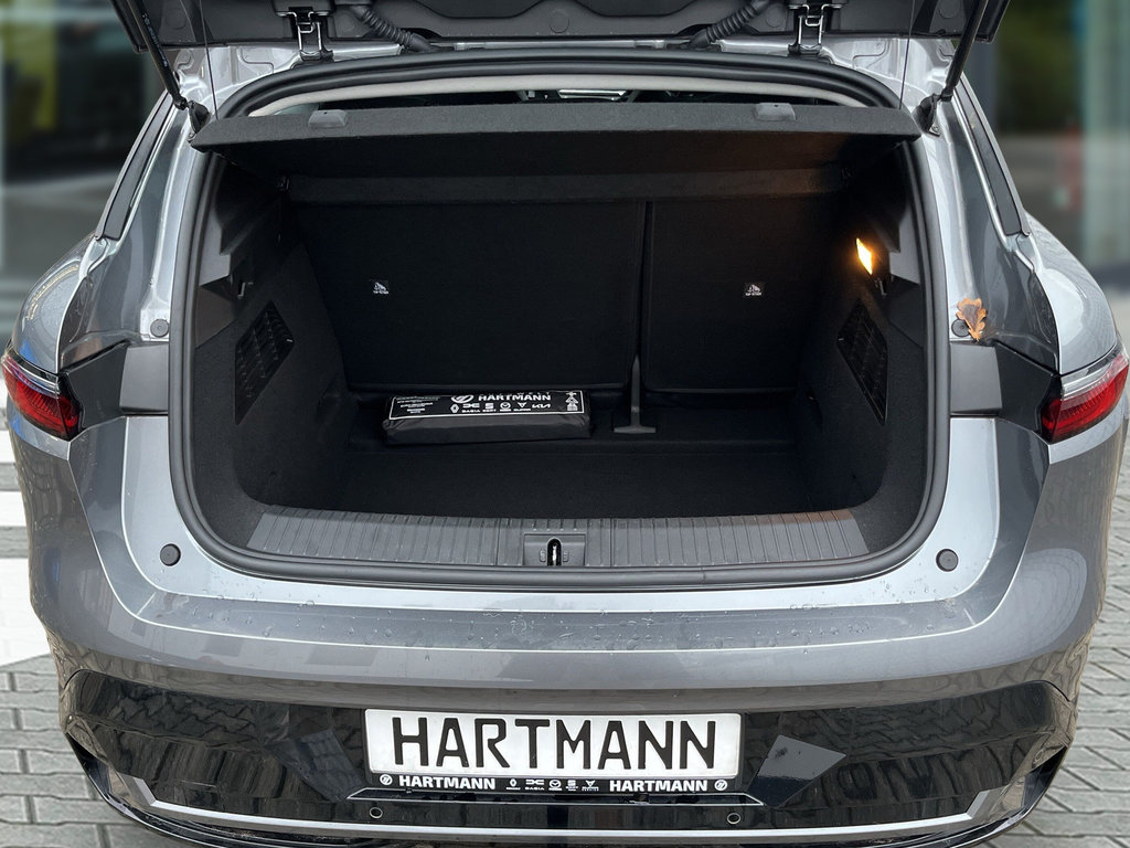 RENAULT Megane E-TECH Megane Equilibre EV 40, AHK