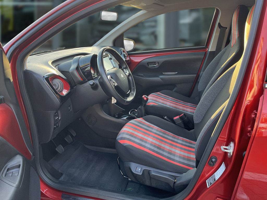 PEUGEOT 108 1.0 VTI TOP! Collection Faltschiebedach