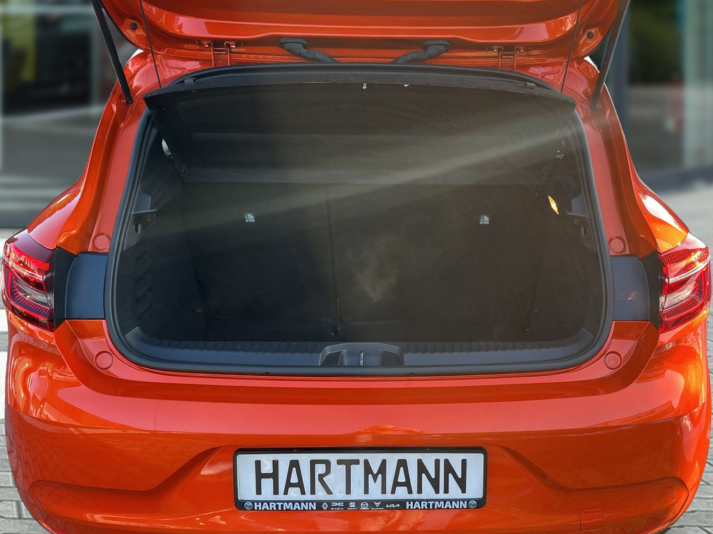 RENAULT Clio Techno TCe 90 RF-Kamera, LED