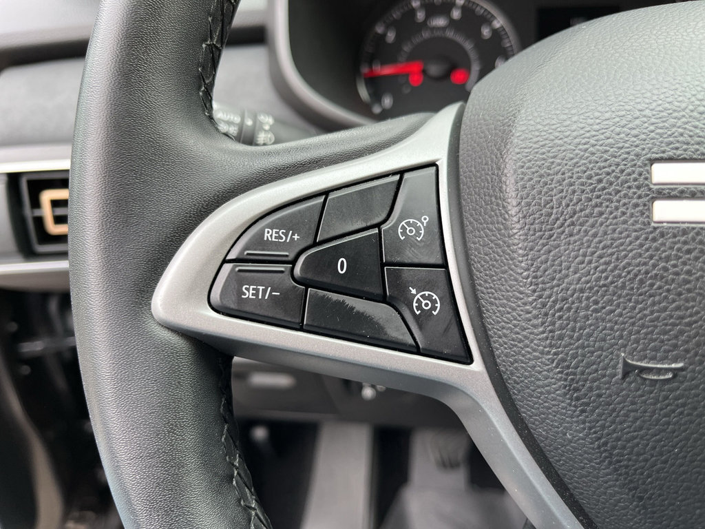 DACIA Sandero Stepway Extreme+ TCe 110 Winter-Paket DACIA Sandero Stepway Extreme+ TCe 110 Winter-Paket