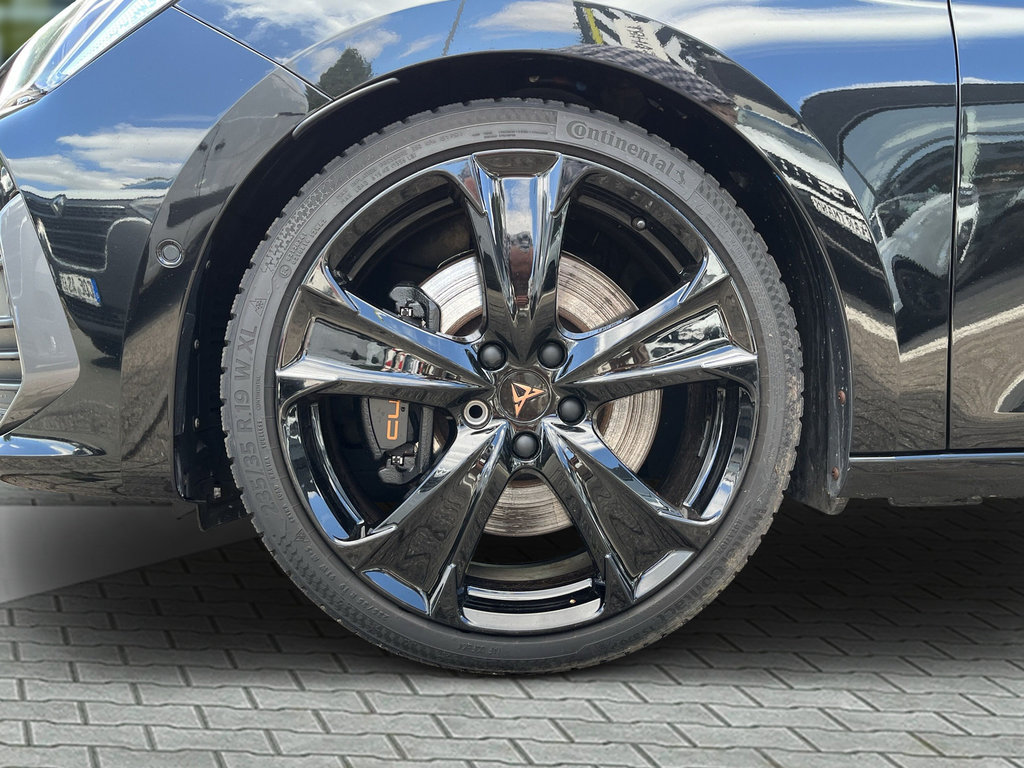 CUPRA Leon ST VZ 2.0 TSI 4Drive DSG Beats,Pano-Dach