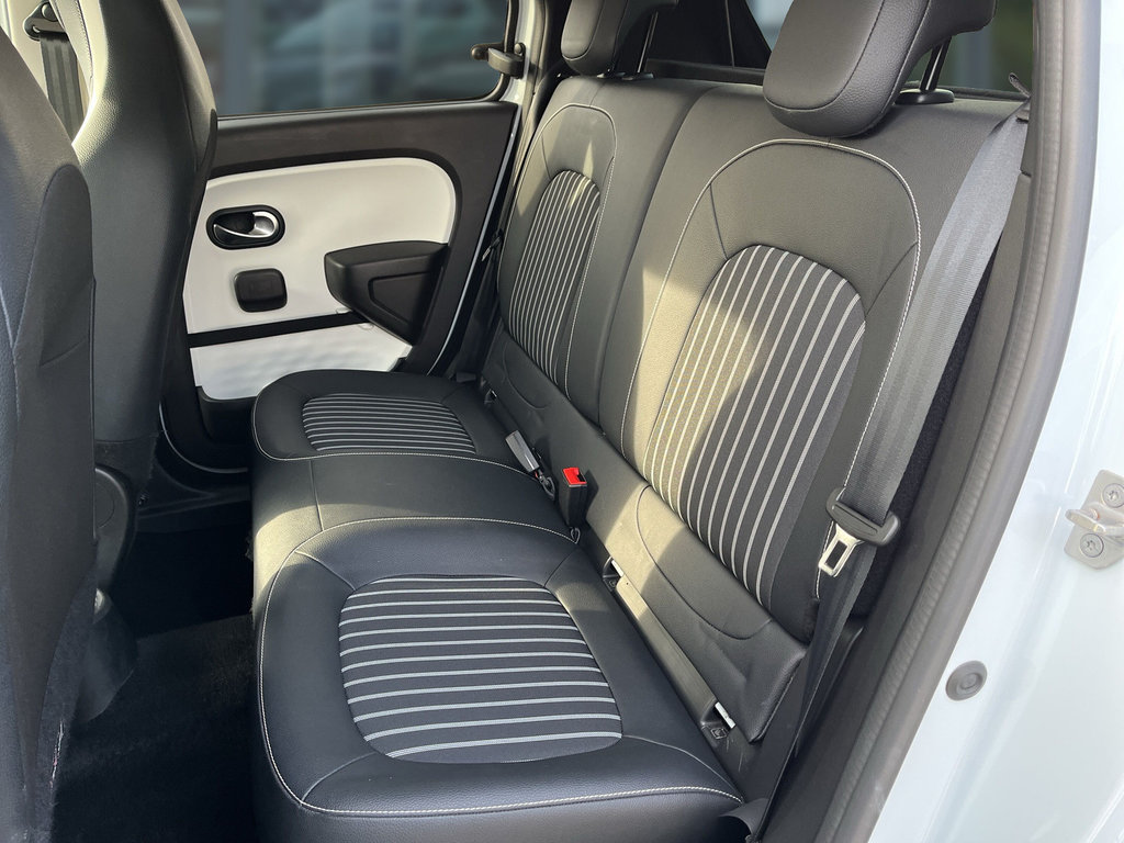 RENAULT Twingo E-Tech Techno Rf-Kamera