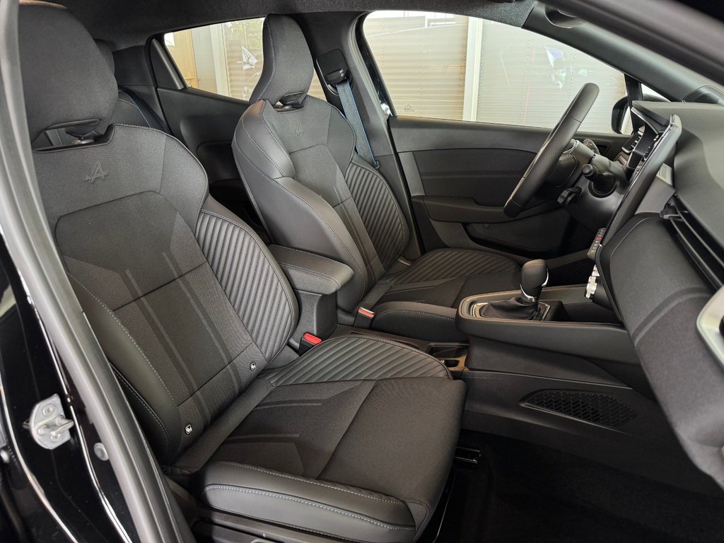 RENAULT Clio Esprit Alpine Full Hybrid E-Tech 145