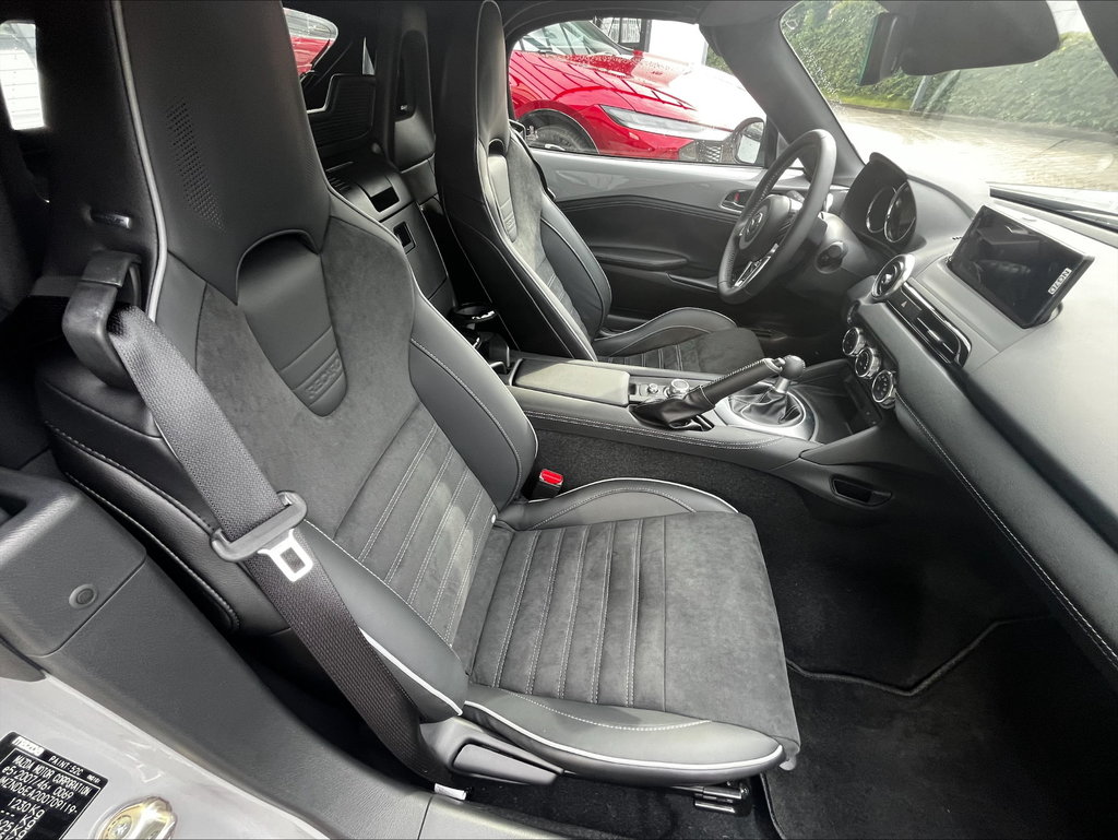 MAZDA MX-5 1.5L SKYACTIV-G 132 6MT RWD Homura MAZDA MX-5 1.5L SKYACTIV-G 132 6MT RWD Homura