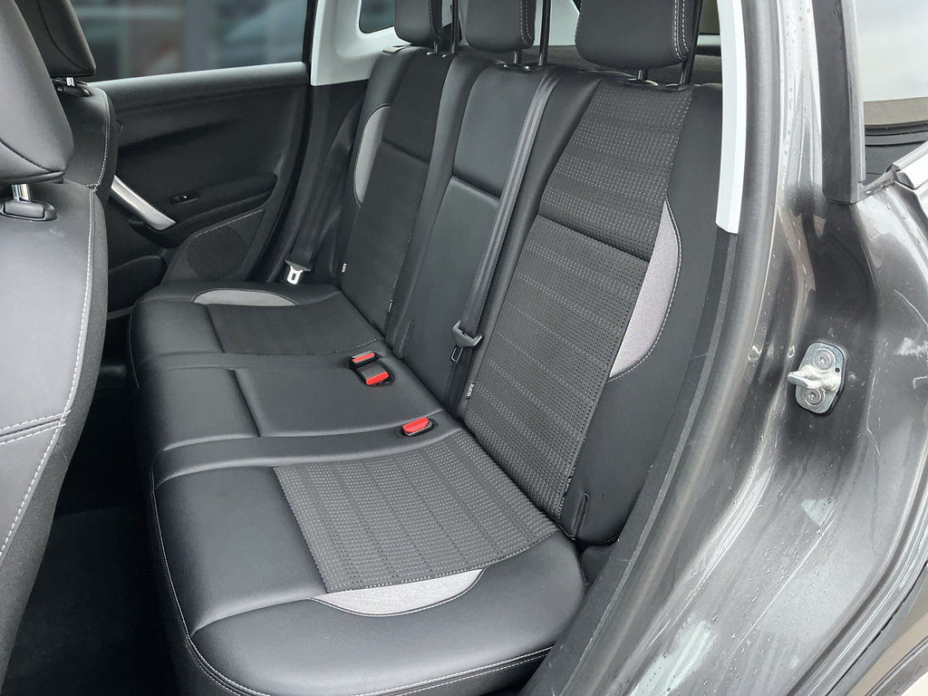 PEUGEOT 2008 1.2 PureTech 130 Allure Sicht-Paket