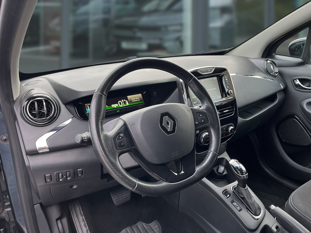 RENAULT ZOE LIFE ZE40 Kaufakku Limited-Paket,GJ-Reifen RENAULT ZOE LIFE ZE40 Kaufakku Limited-Paket,GJ-Reifen