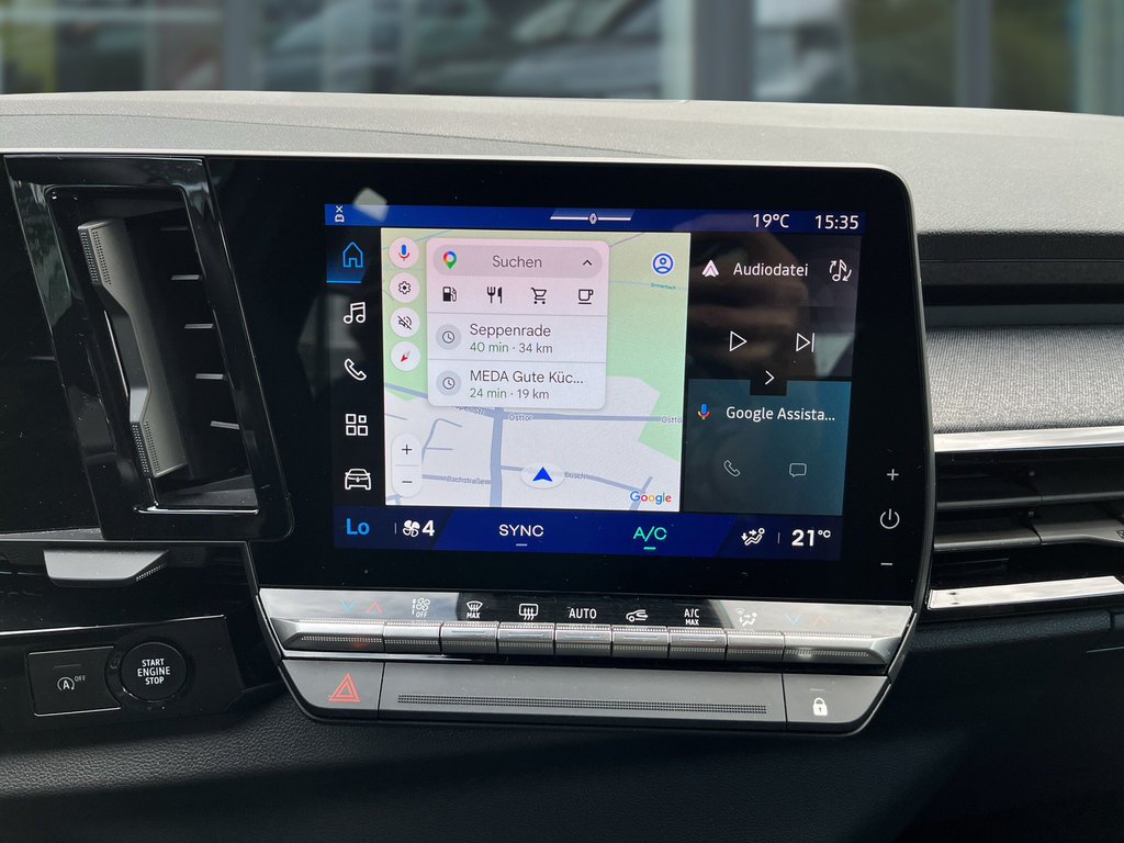 RENAULT Austral TCe 160 Mild-Hybrid Evolution RF-Kamera RENAULT Austral TCe 160 Mild-Hybrid Evolution RF-Kamera