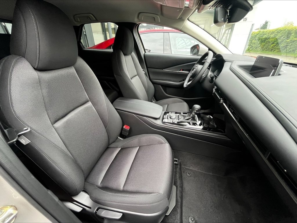 MAZDA CX-30 2.5L e-SKYACTIV G 140ps Exclusive-line AHK MAZDA CX-30 2.5L e-SKYACTIV G 140ps Exclusive-line AHK