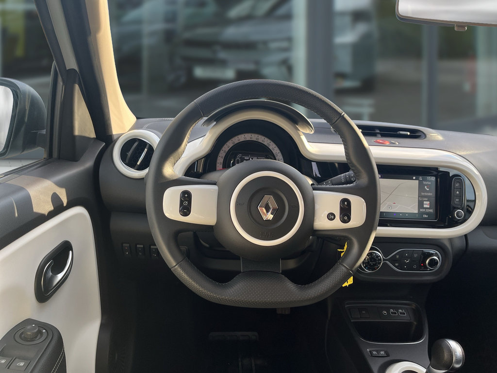 RENAULT Twingo E-Tech Techno Techno, RF-Kamera