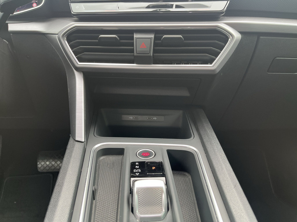 SEAT Leon 1.5 eTSI FR 110 KW DSG Standzhg, Wi-Pak SEAT Leon 1.5 eTSI FR 110 KW DSG Standzhg, Wi-Pak
