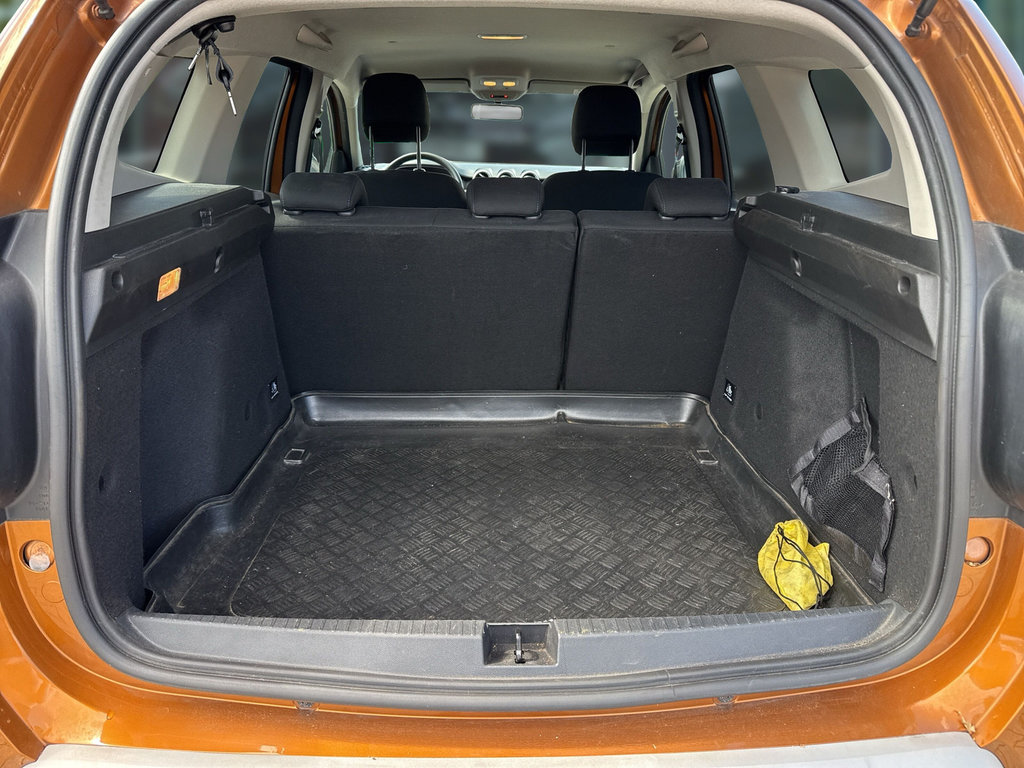 RENAULT DUSTER Sondermodell Celebration TCe 1