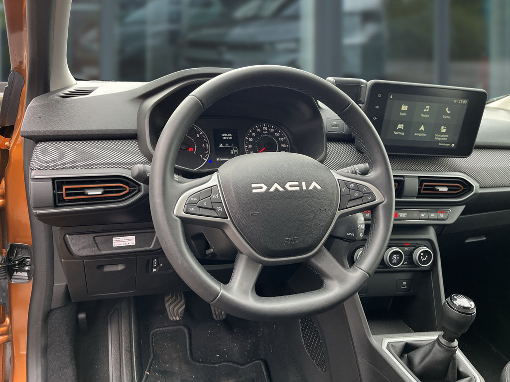 DACIA Sandero TCe 90 Stepway Expression RF-Kamera;LED DACIA Sandero TCe 90 Stepway Expression RF-Kamera;LED