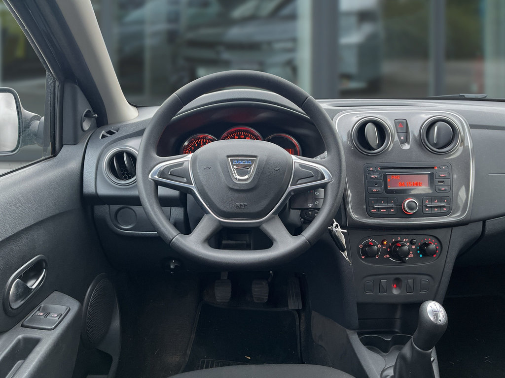 DACIA Sandero II Stepway Essential SCe 75 Klima, Radio DACIA Sandero II Stepway Essential SCe 75 Klima, Radio