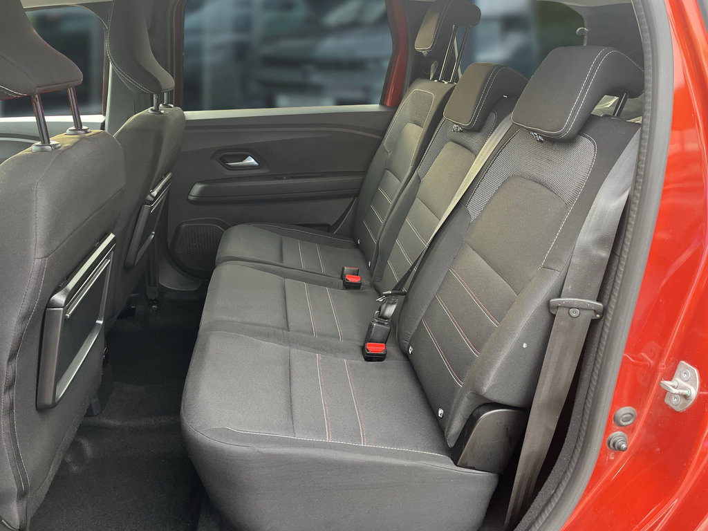 DACIA Jogger Extreme TCe 110 7-Sitze City+Winter-Paket DACIA Jogger Extreme TCe 110 7-Sitze City+Winter-Paket