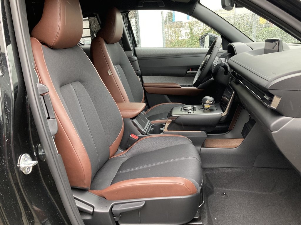 MAZDA MX-30 Advantage Anhängerkupplung für Fahrräder MAZDA MX-30 Advantage Anhängerkupplung für Fahrräder