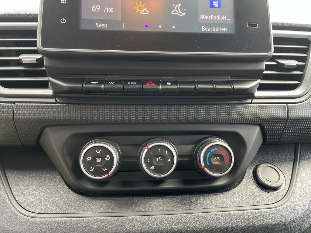 RENAULT Trafic Komfort L1H1 3,0t Blue dCi 130 Klima,LED RENAULT Trafic Komfort L1H1 3,0t Blue dCi 130 Klima,LED