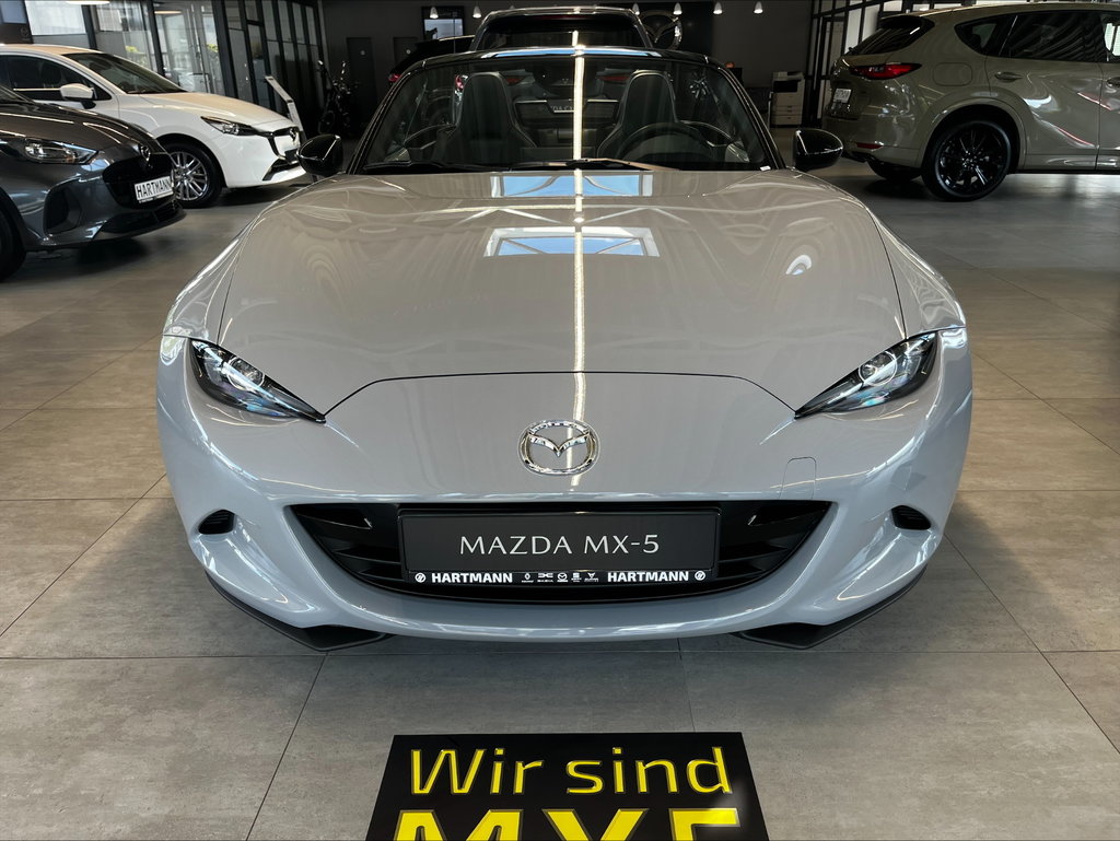 MAZDA MX-5 1.5L SKYACTIV-G 132 6MT RWD Homura MAZDA MX-5 1.5L SKYACTIV-G 132 6MT RWD Homura