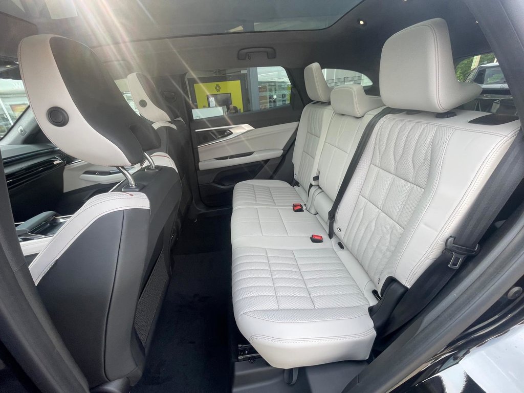RENAULT Espace 6 Iconic Full Hybrid E-Tech 200 5-Sitzer