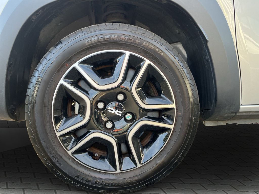 DACIA Spring Essential RF-Kamera, Navi