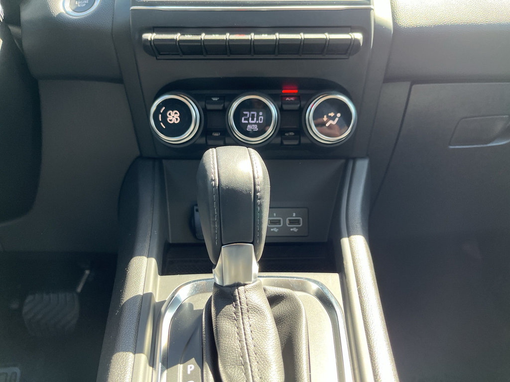 RENAULT Captur Techno Mild Hybrid 140 EDC RF-Kamera, LED RENAULT Captur Techno Mild Hybrid 140 EDC RF-Kamera, LED