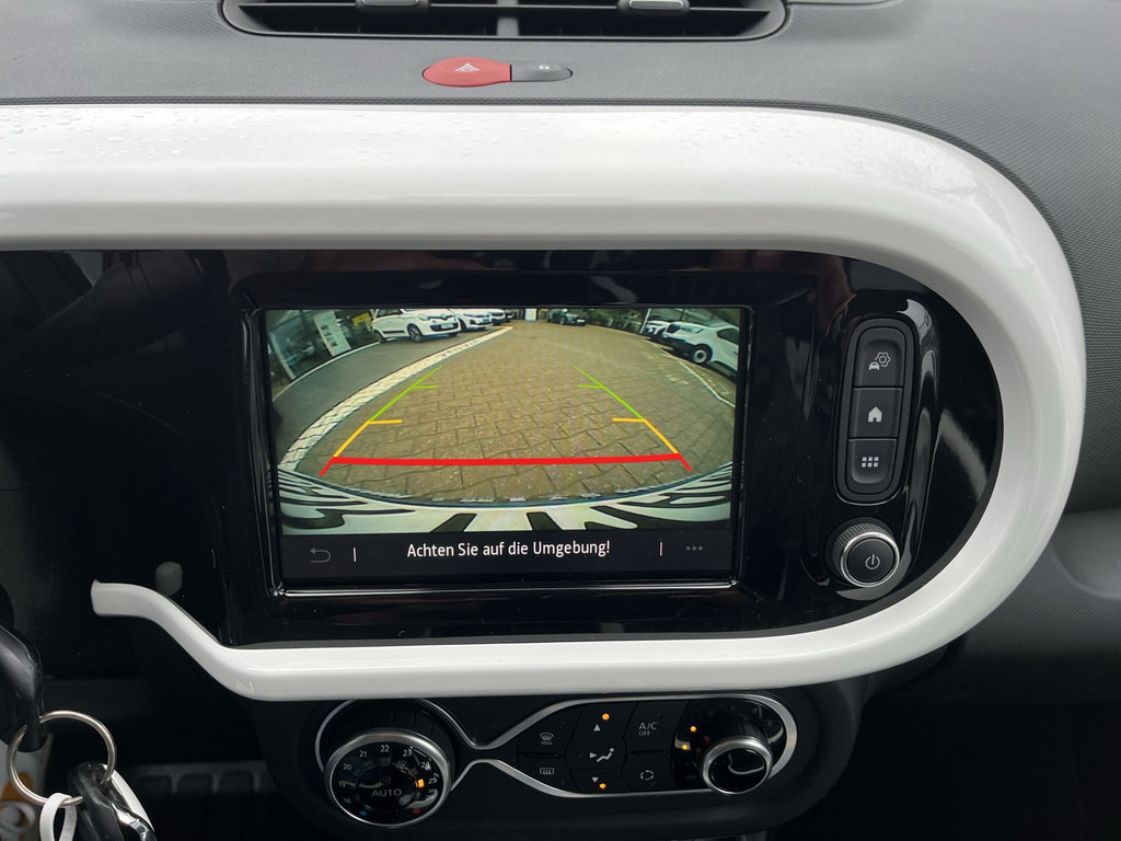 RENAULT Twingo E-Tech Techno RF-Kamera