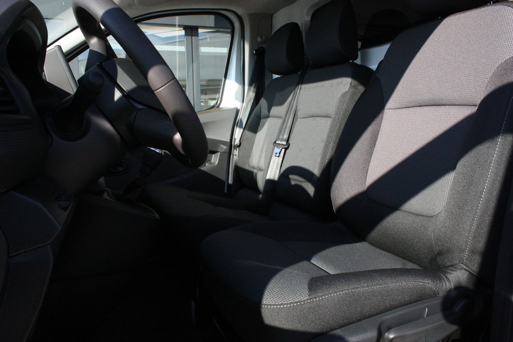 RENAULT Trafic Lkw Komfort L1H1 3,0t Blue dCi 130 RENAULT Trafic Lkw Komfort L1H1 3,0t Blue dCi 130