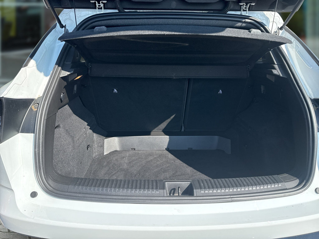 RENAULT Austral 1.3 TCe 160 Mild-Hybrid Evolution RENAULT Austral 1.3 TCe 160 Mild-Hybrid Evolution
