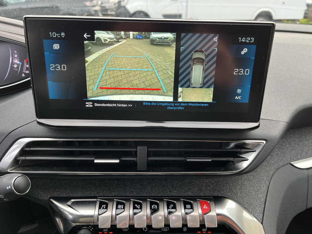 PEUGEOT 5008 1.2 PureTech 130 Allure Pack 7-Sitze, LED