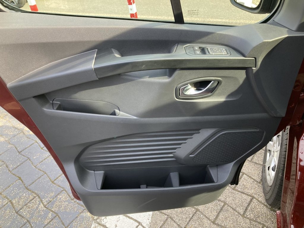 RENAULT Trafic Pkw Grand Life Blue dCi 150