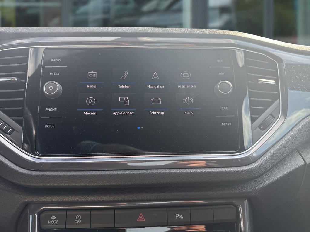 VW T-Roc 1.5 TSI Sport VW T-Roc 1.5 TSI Sport